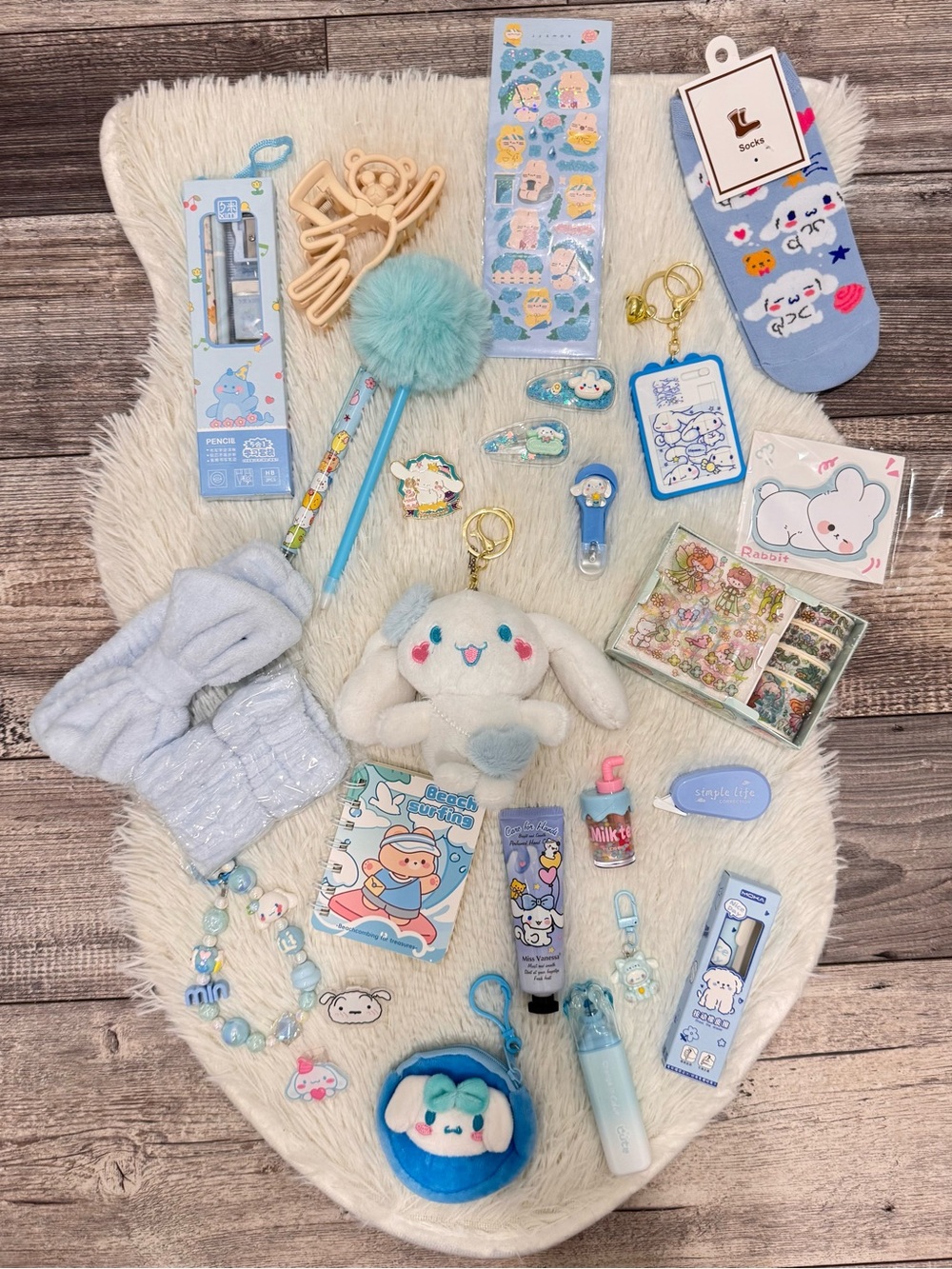 Sanrio Light Blue Cinnamoroll Plush & Stationery Set